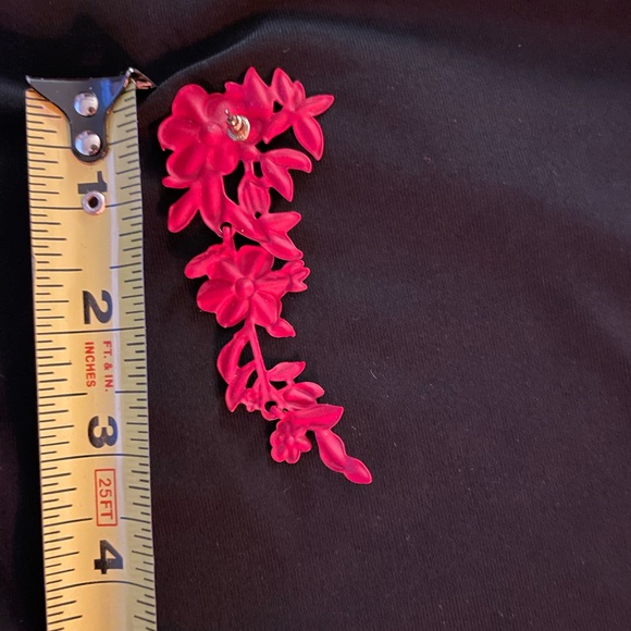 Earrings red flowers - Picture 4 of 7